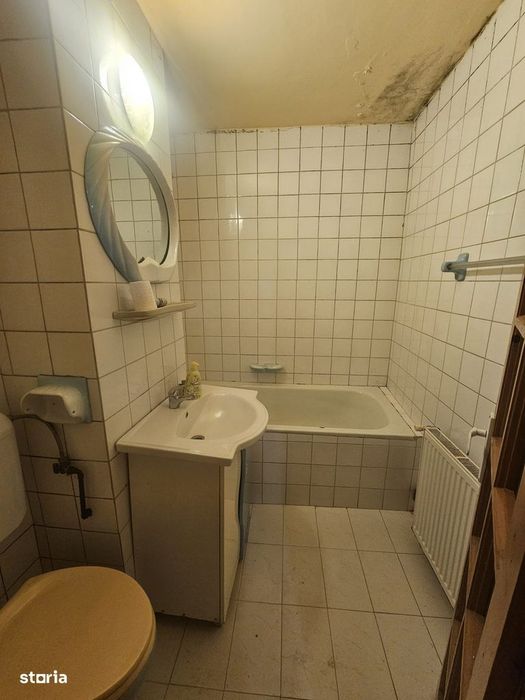 Apartament 3 camere decomandat - centrala termica !!