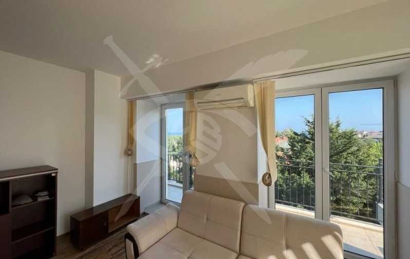 Дава се под наем Тристаен апартамент в Варна, м-т Евксиноград - 100 кв.м за 1200 € - Снимка #3