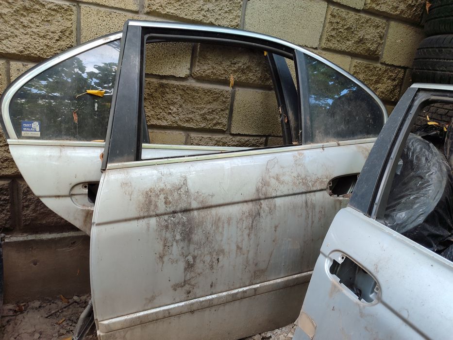 БМВ е39. Двери. Стекла. И прочее