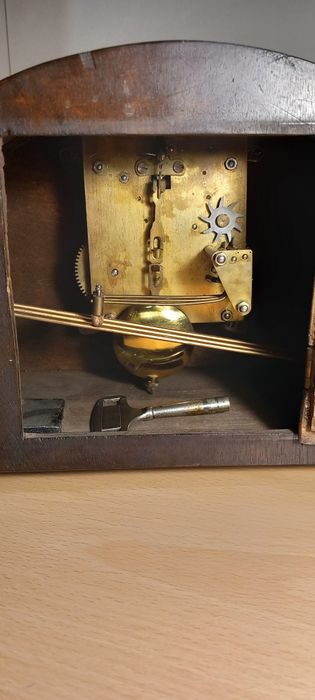 Старинен часовник