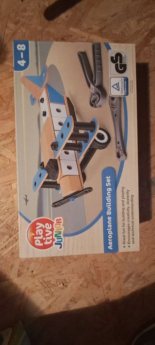 Set de construit de lemn