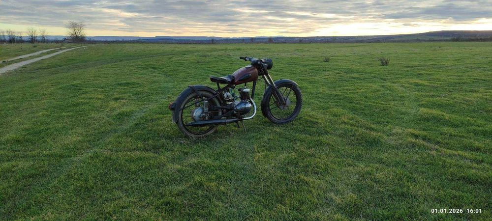 Предлагам цялостна и частична реставрация на ретро мотори