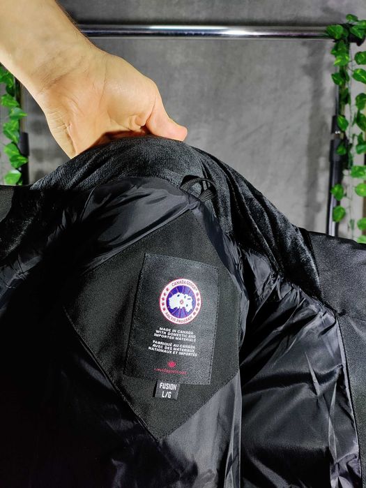 Geaca canada goose marimea L