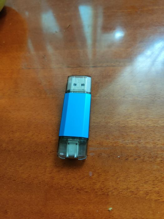 Stick 100gb OTG ,Stick-uri bootabile cu Windows 10-11