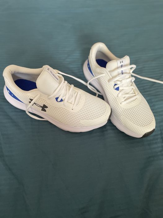 Продам оригинальные кроссовки “under Armour”