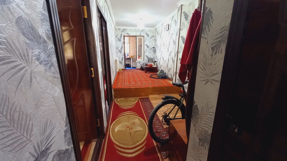 2 хонали квартира сотилади.