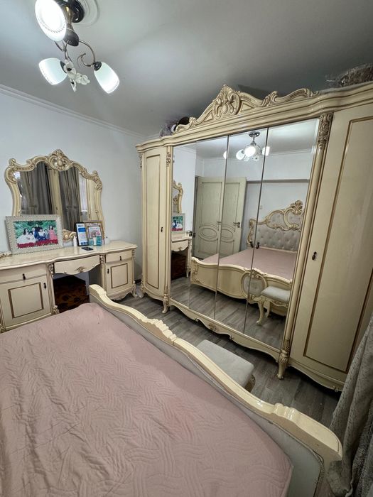 Спальная гарнитура