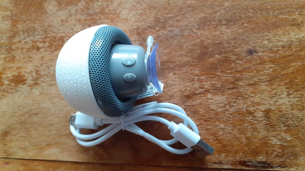 тонколонка блутут гъбка 5.0 Bluetooth, стойка за телефон