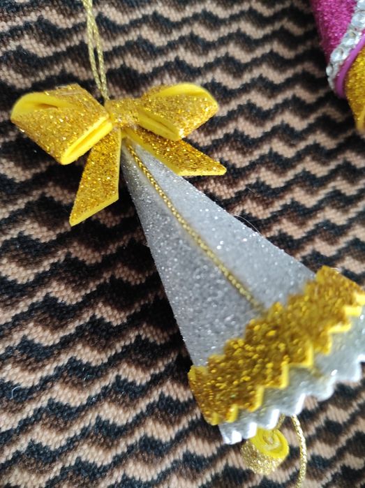 Новогодние ёлочные игрушки