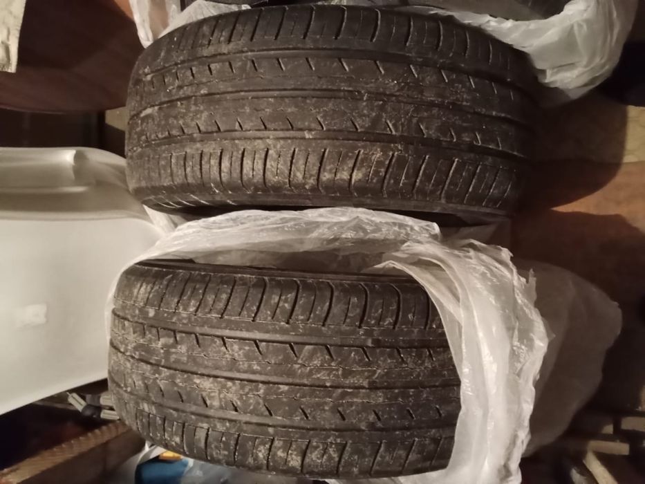 Продам шины R16 215/55