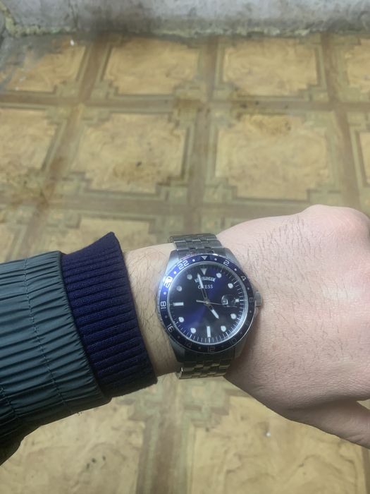 Часы Кварцевые GUESS