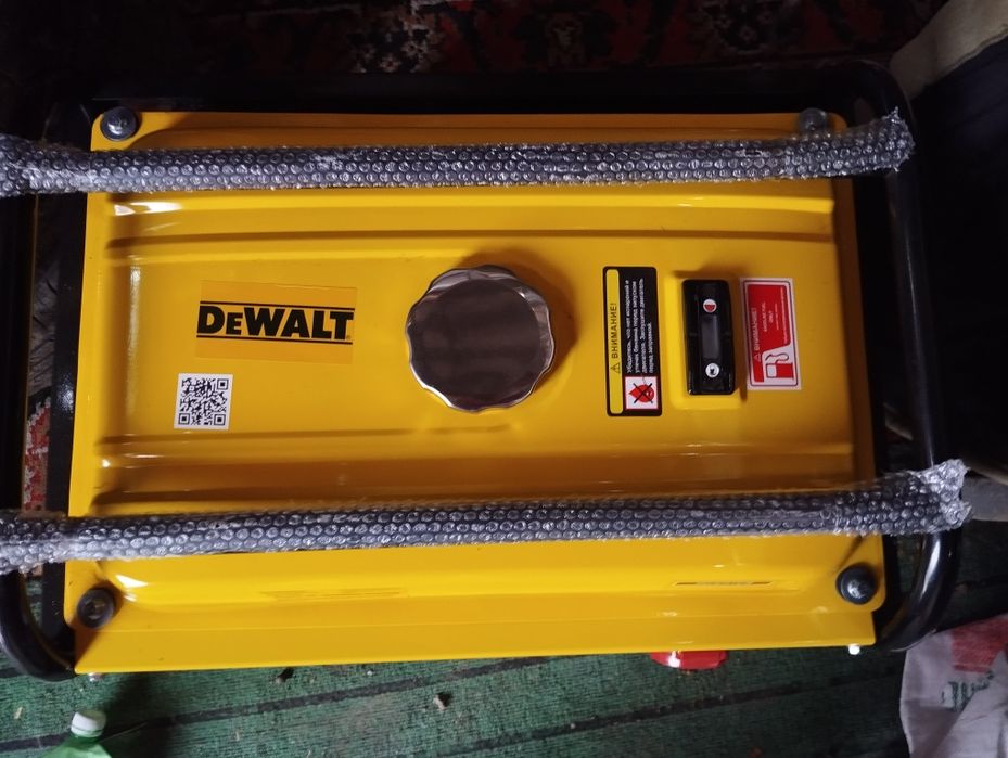 Электрогенератор DeWalt