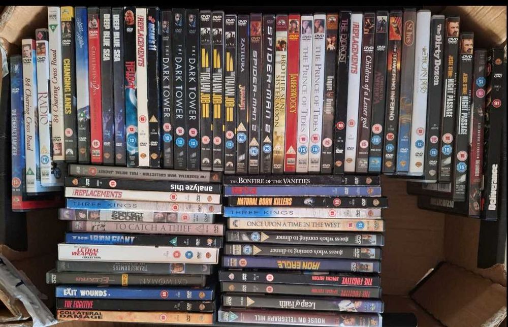 Английски издания с български субтитри цена 5лв на диск