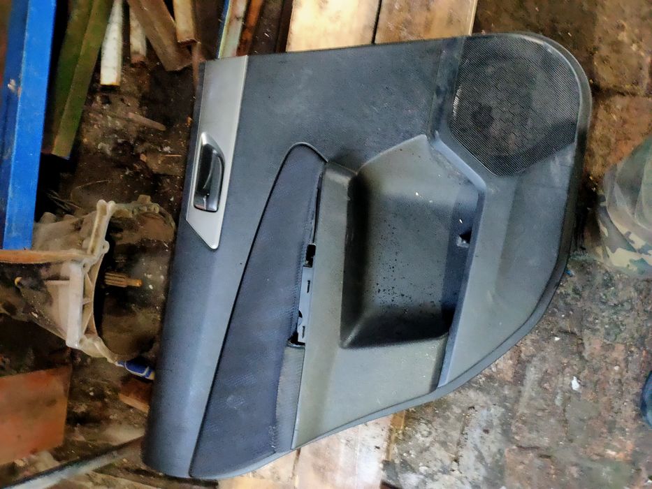 Пластик по салону Субару Форестер 3