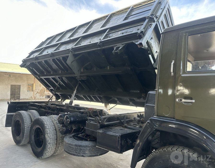 Kamaz 55 102  selxo'z sotiladi