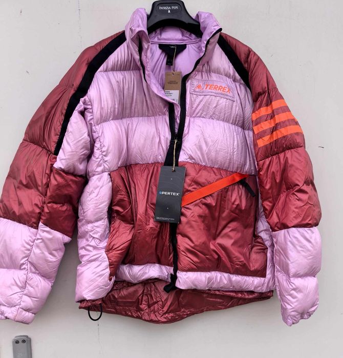 Adidas Terrex оригинално ново дамско яке  80 % патешки пух 20 % пера-