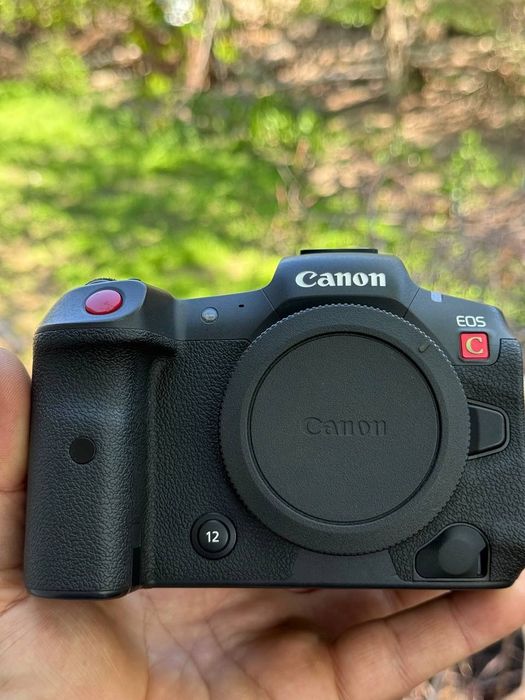 Canon R5C 8K Cinema Raw Laght Body sotiladi