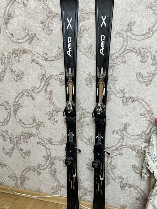 Продам лыжи Salomon Aero X