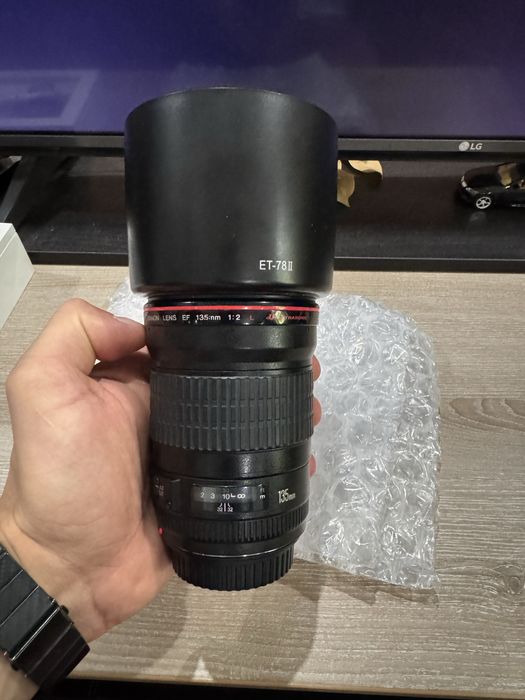 Obiective canon-  ef- 85mm f1.8 USM si ef 135mm F2L USM