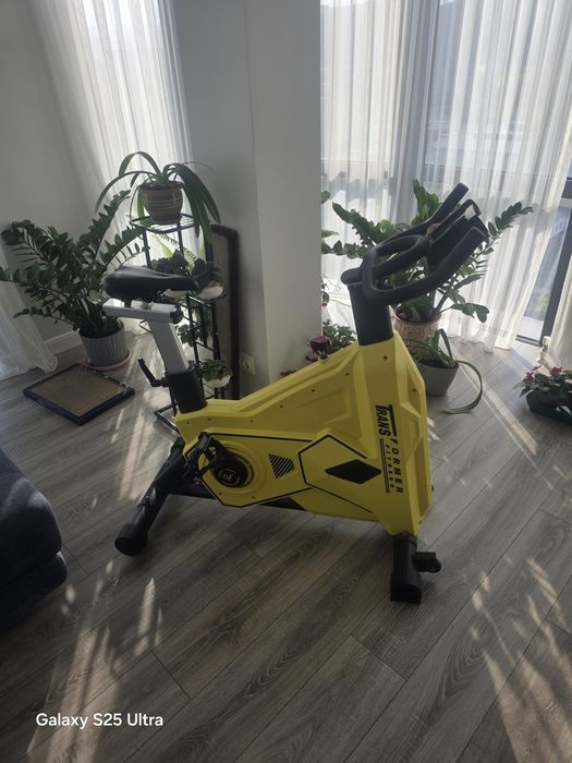 Велотренажер в отличном состоянии