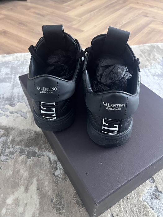 Sneakers Valentino Garavani + Curea Mont Blanc