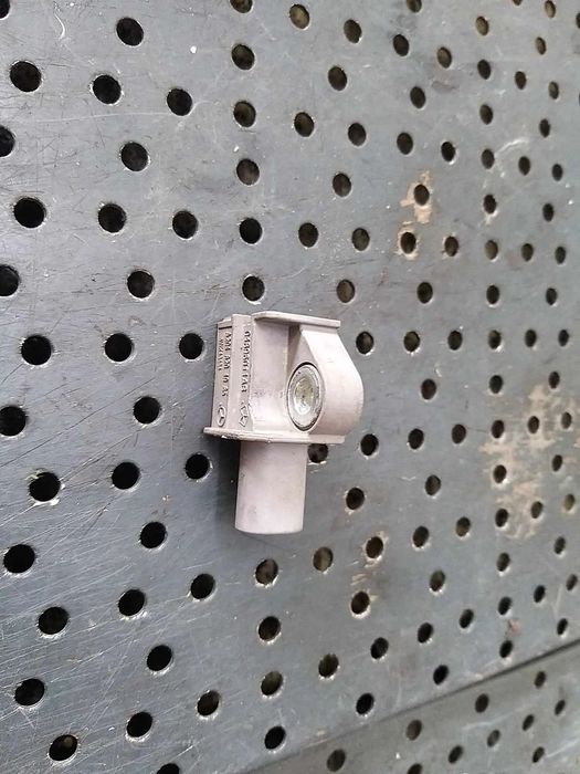 Senzor impact mercedes c class w204 04896011ab a2048201985