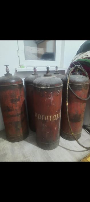 Газ балон большойи маленкий