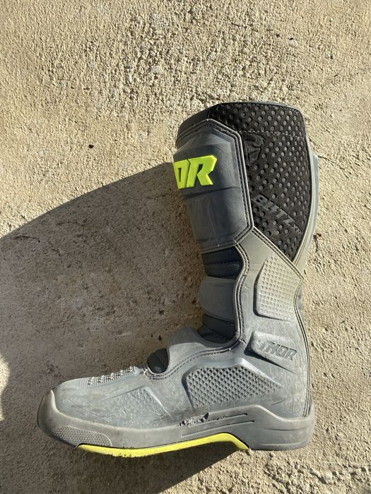 Ботуши THOR Blitz XR Gray Charcoal