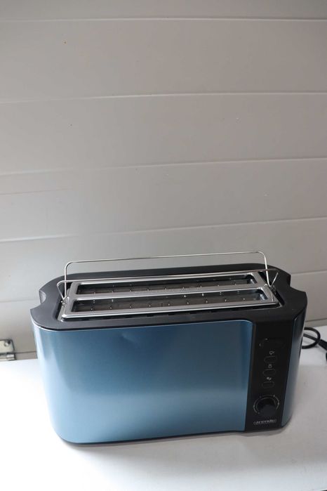 Тостер от неръждаема стомана Arendo, дълъг отвор, 4 филийки,