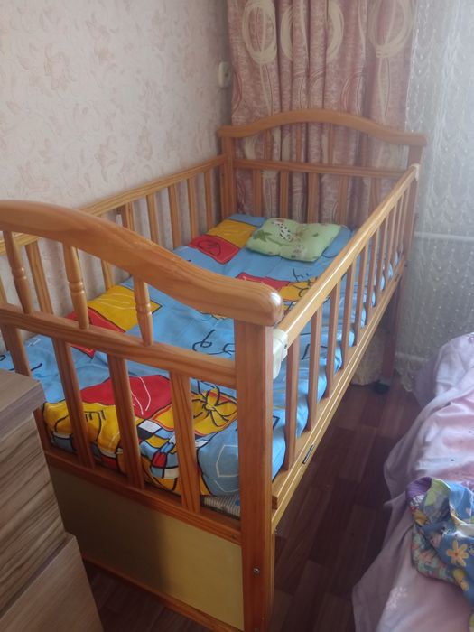 Отдам даром с матрасом