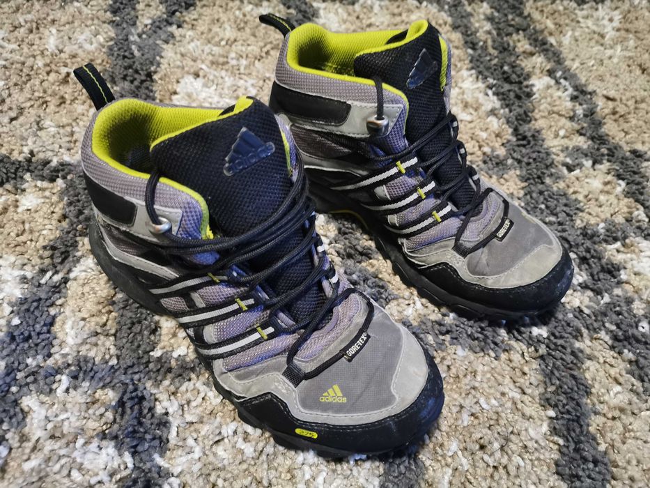 Adidas Terrex GORE-TEX  дамски маратонки номер 36