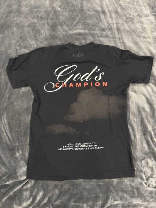 Запазени артикули на Luda