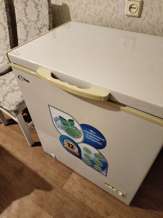 Продам морозильную камеру