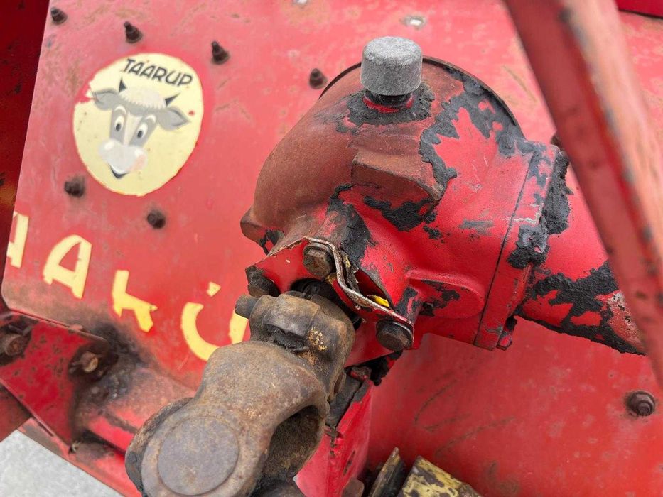 Tocator resturi vegetale Taarup - pt cartofi / legume -  1,5 m