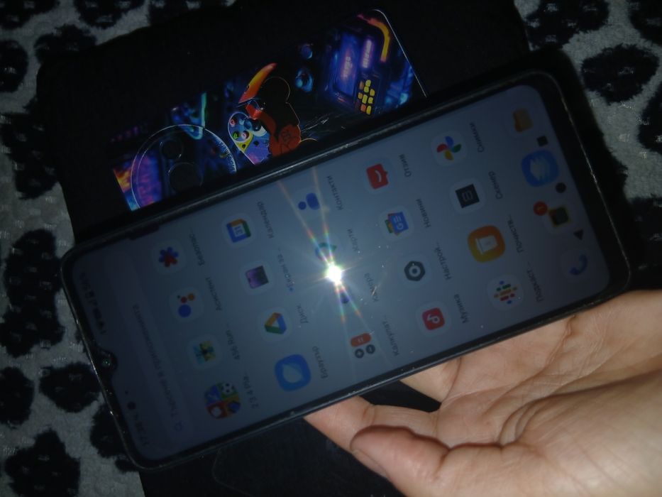 Продават се  запазени