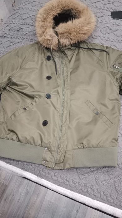 Куртка зимняя укороченая