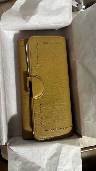 Portofel nou Cocinelle