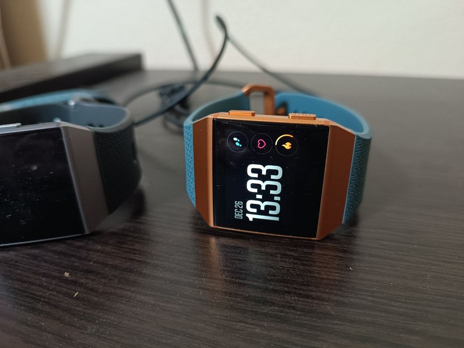 2 bucăți Smartwatch fitbit ionic