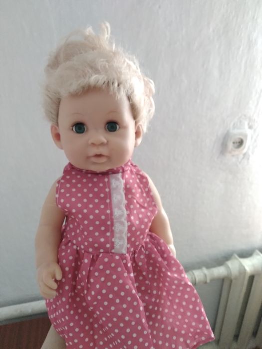 Кукла говорящая для девочек продам