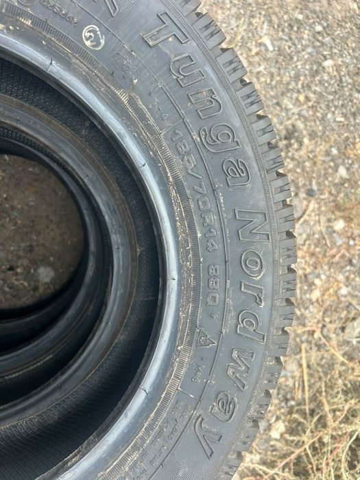 Продам зимние шины новый R 14