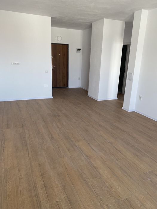 Apartamentul nou zona Arex