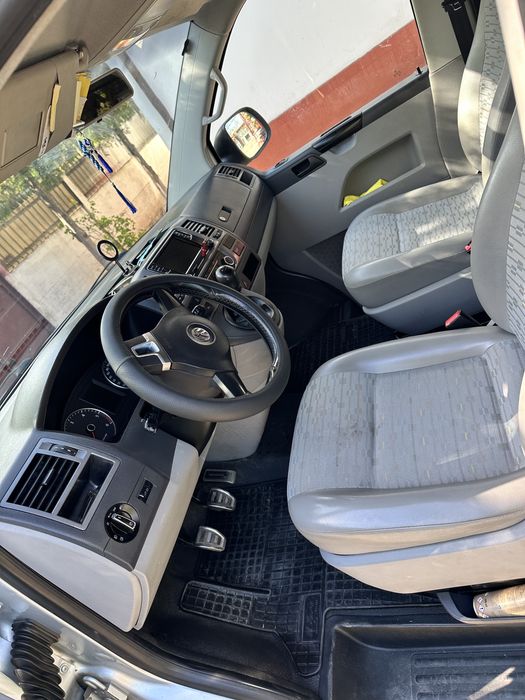 Volkswagen T5 2.0 TDI Autoutilitara N1