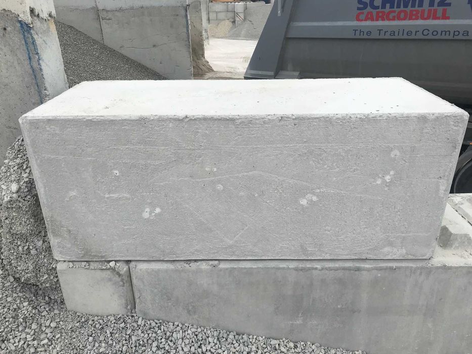 Бетонови блокове с ширина 40 см и 60 см