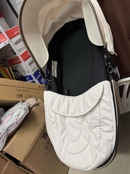 Бебешка количка AULON