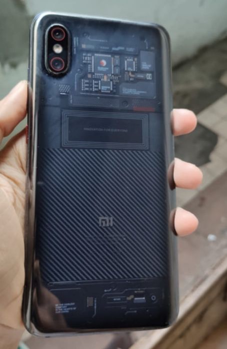 Xiaomi Mi 8 Pro explorer edition