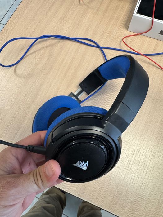 слушалки Corsair
