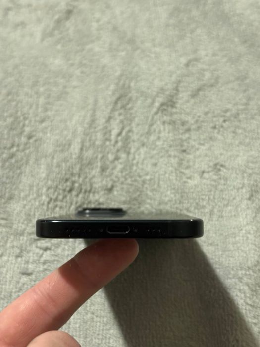 Iphone 15 (128gb)