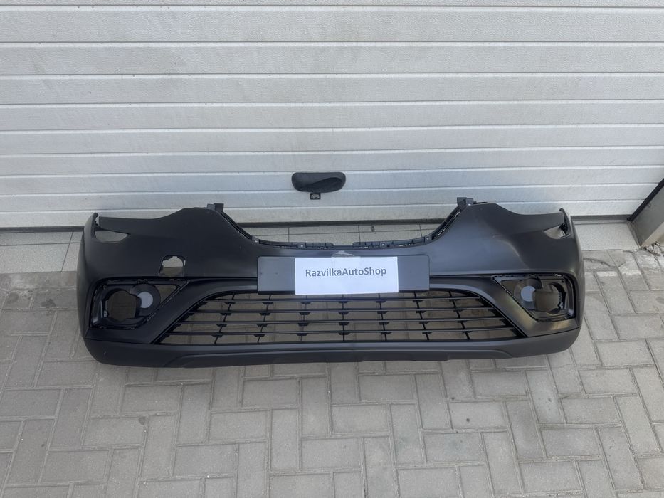 Передний бампер на Renault Arkana