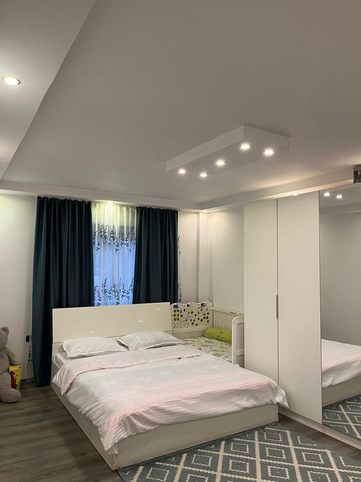 Inchiriez apartament in regim hotelier