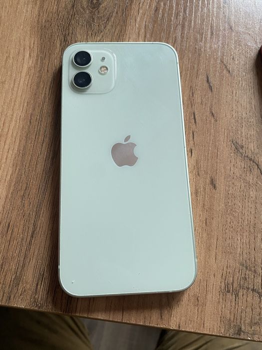 Apple 12 в идеалном состояние